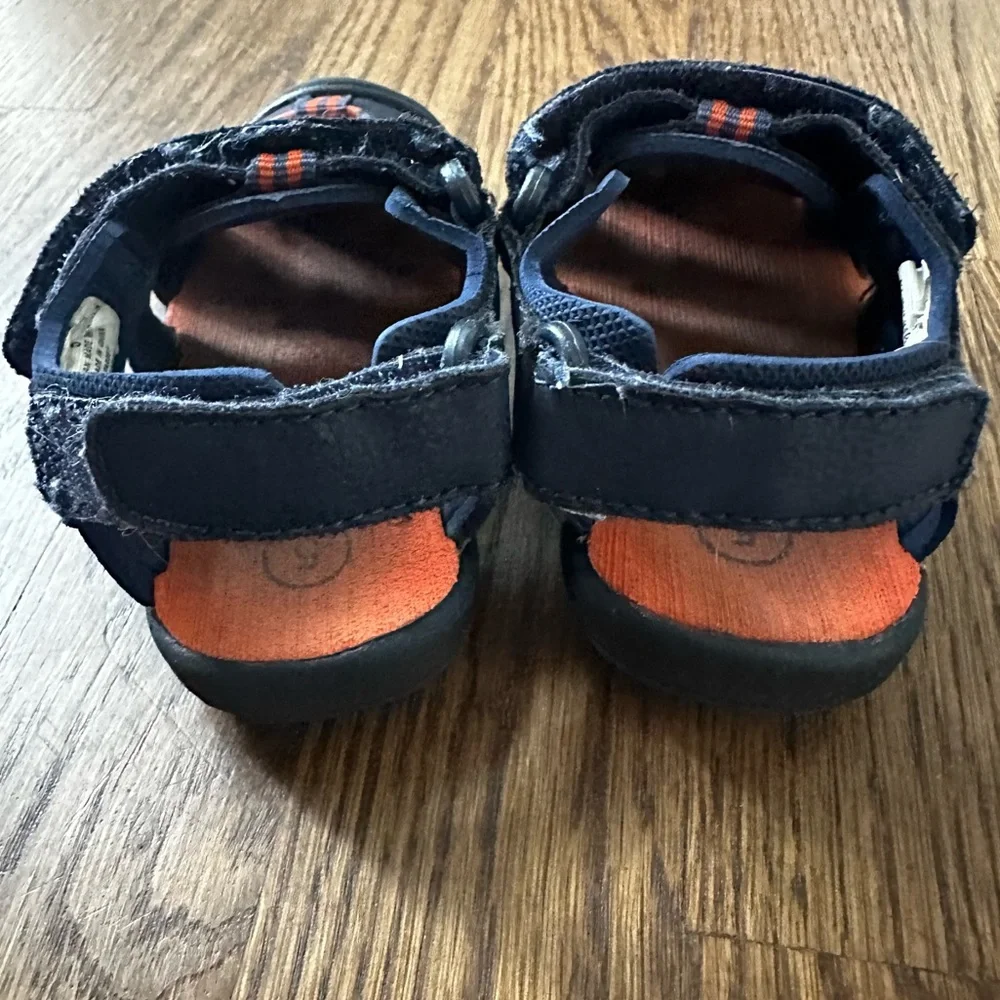 Circo navy blue sandals, toddler size 5